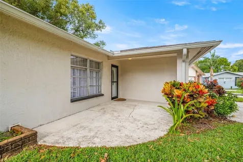 142 Stafford Circle Palm Harbor FL 34684