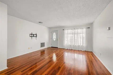 142 Stafford Circle Palm Harbor FL 34684