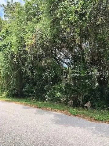 17030 17040 Clingman Avenue 82 Flaming Boulevard Avenue Port Charlotte FL 33954