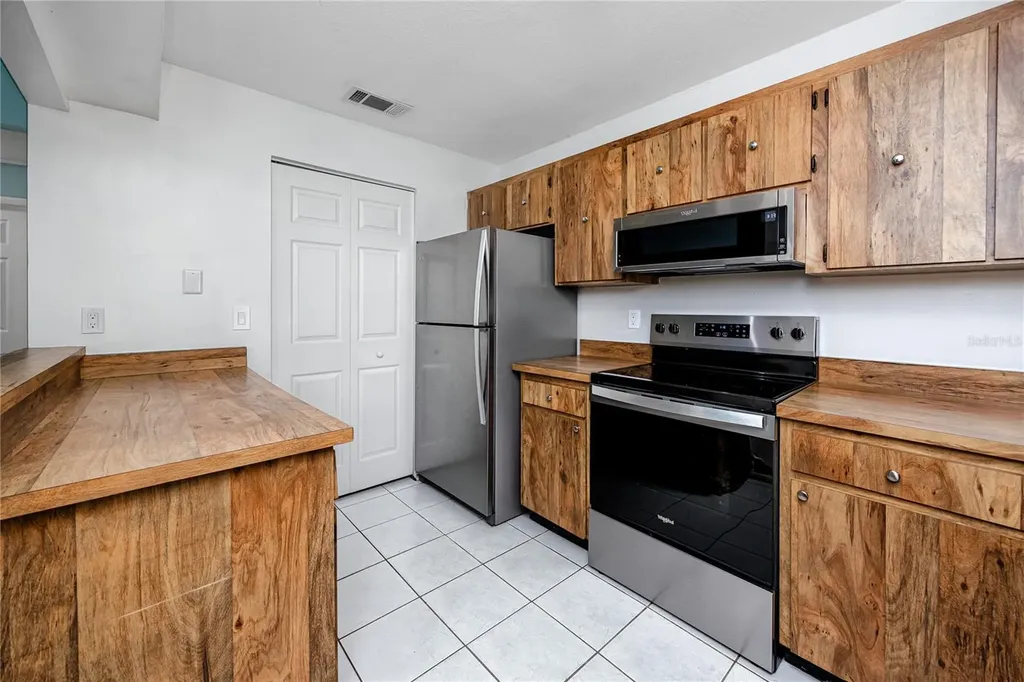 2909 Lichen Lane Clearwater FL 33760