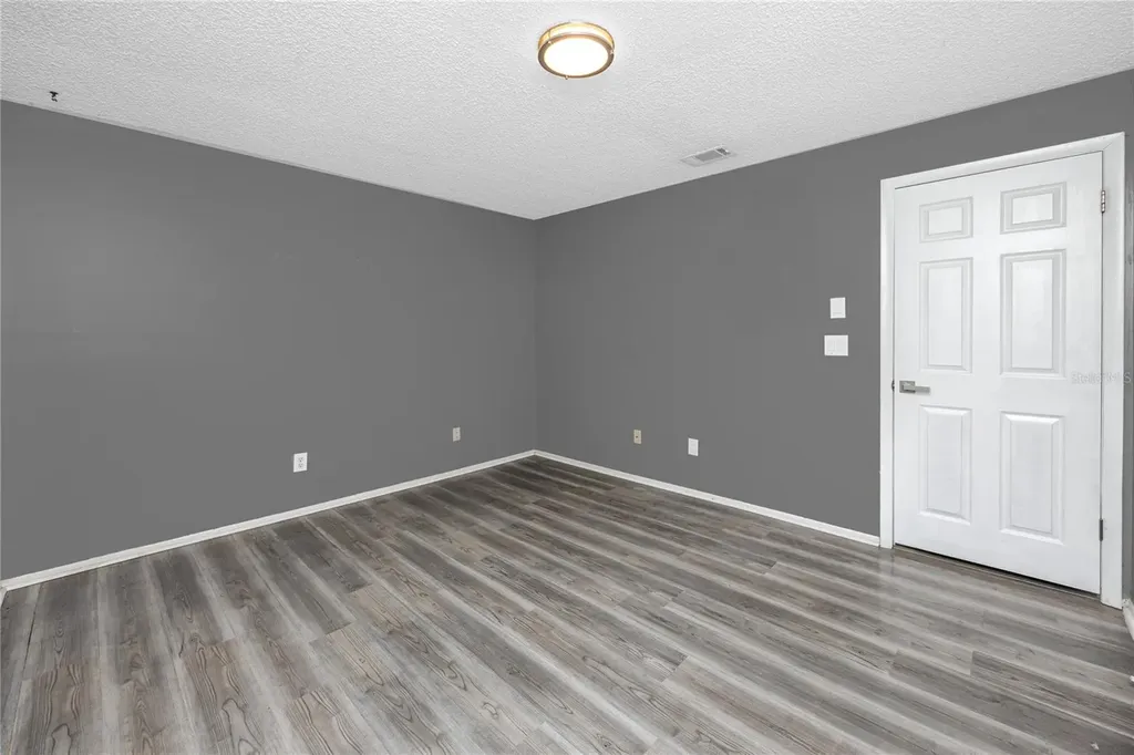 2909 Lichen Lane Clearwater FL 33760