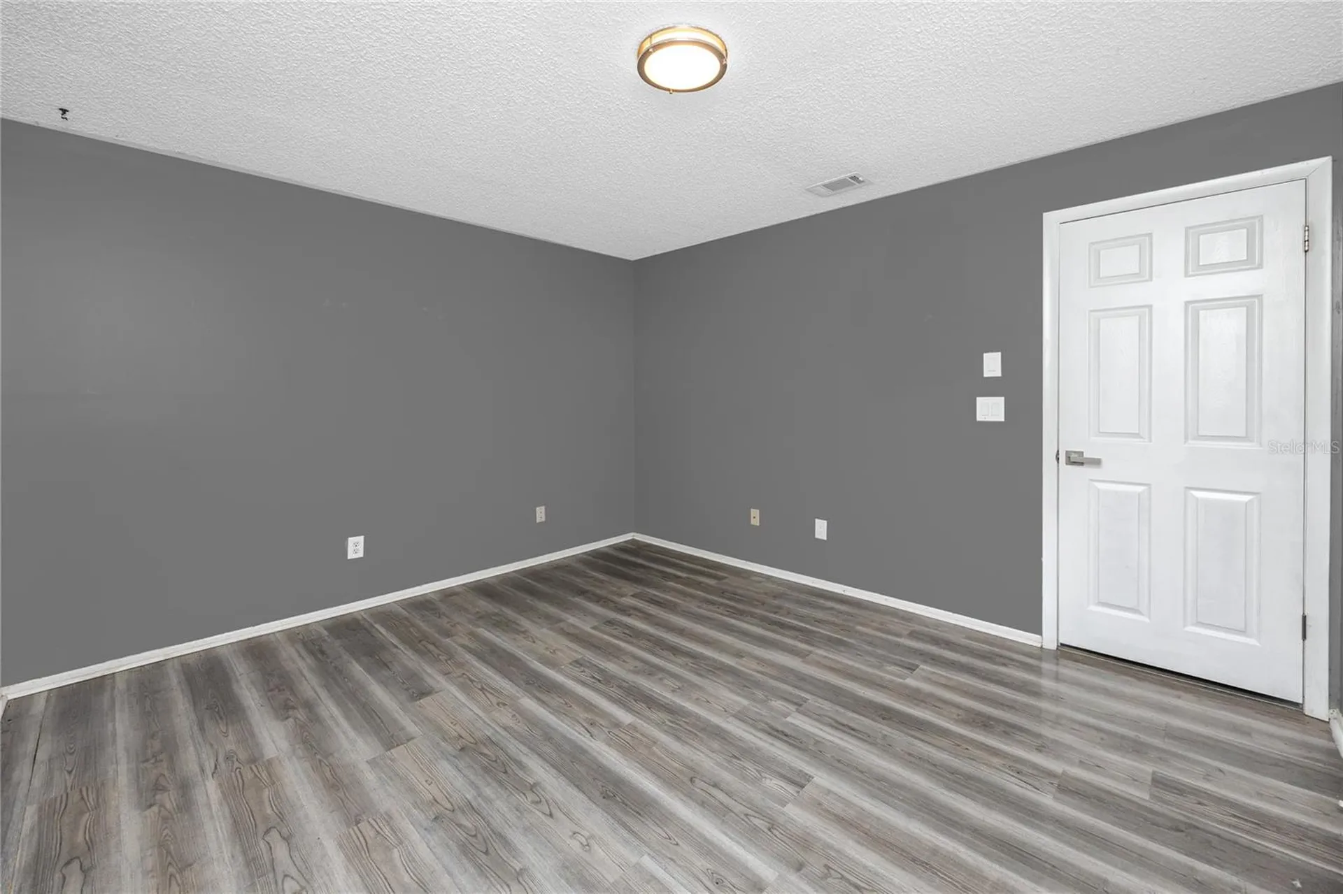 2909 Lichen Lane Clearwater FL 33760
