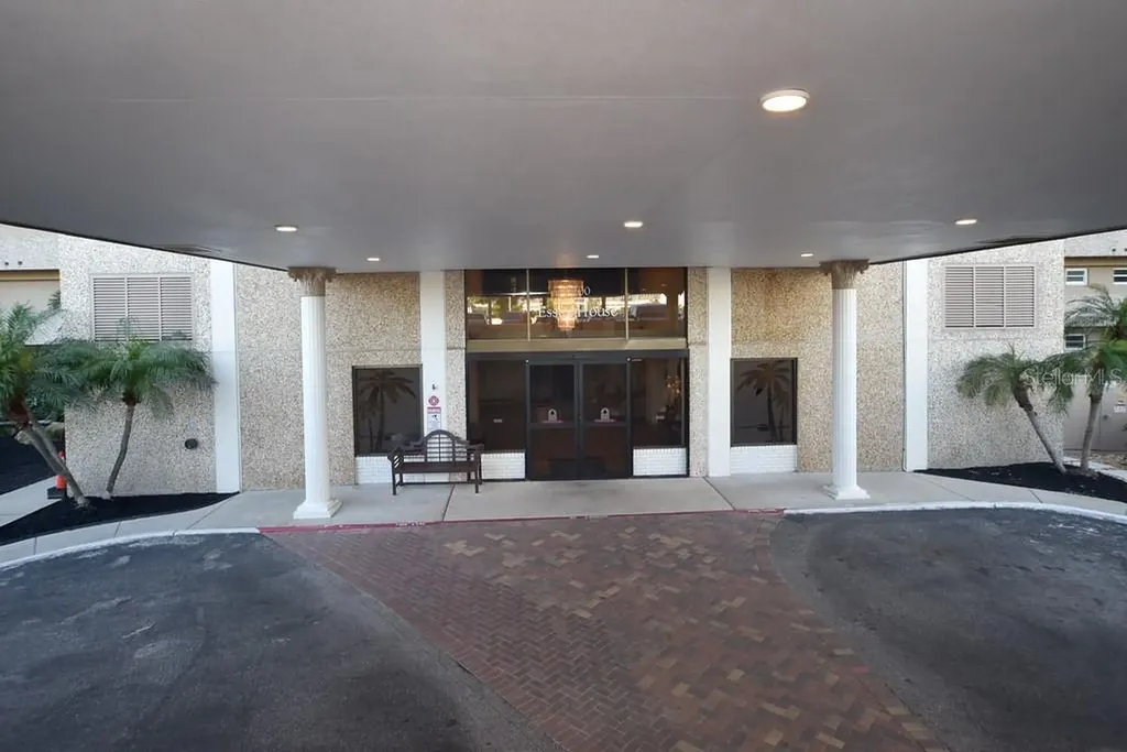 5200 Brittany Drive S St Petersburg FL 33715