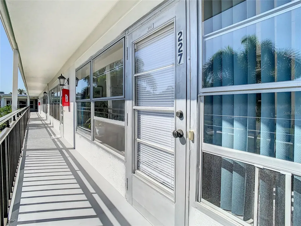 3100 Hartford Street N St Petersburg FL 33713