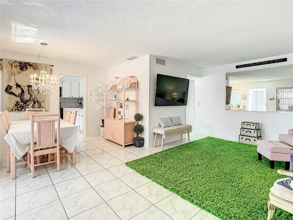3100 Hartford Street N St Petersburg FL 33713
