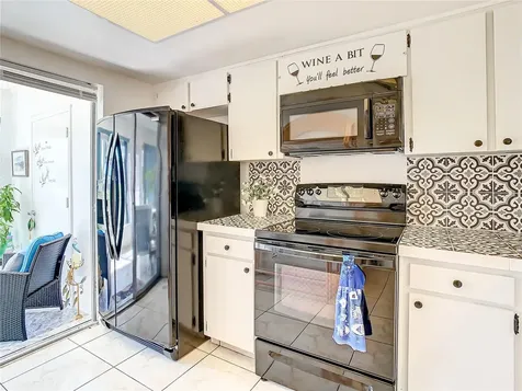 3100 Hartford Street N St Petersburg FL 33713