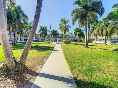 3100 Hartford Street N St Petersburg FL 33713