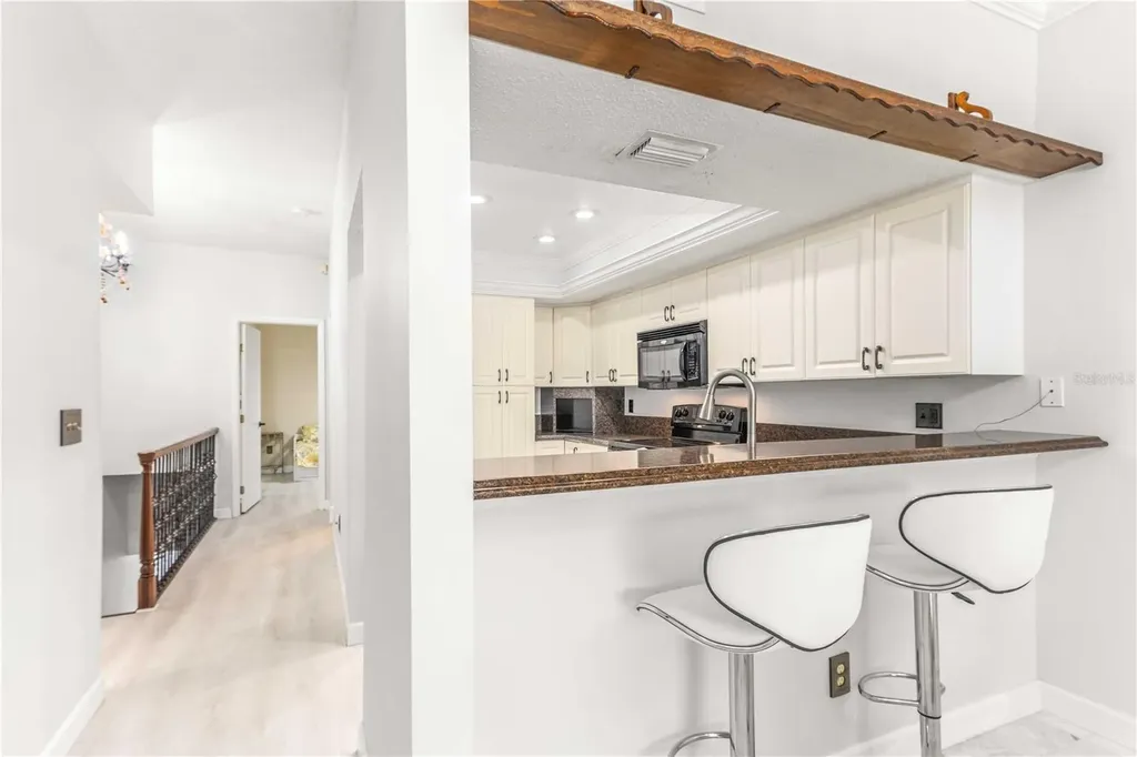 320 Island Way Clearwater Beach FL 33767