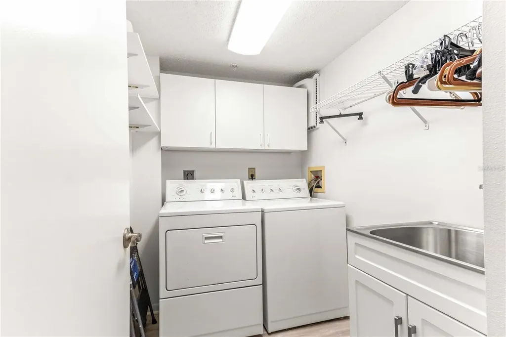 320 Island Way Clearwater Beach FL 33767