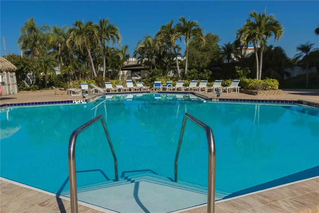 320 Island Way Clearwater Beach FL 33767