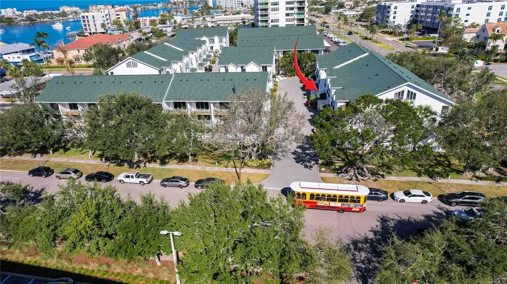 320 Island Way Clearwater Beach FL 33767
