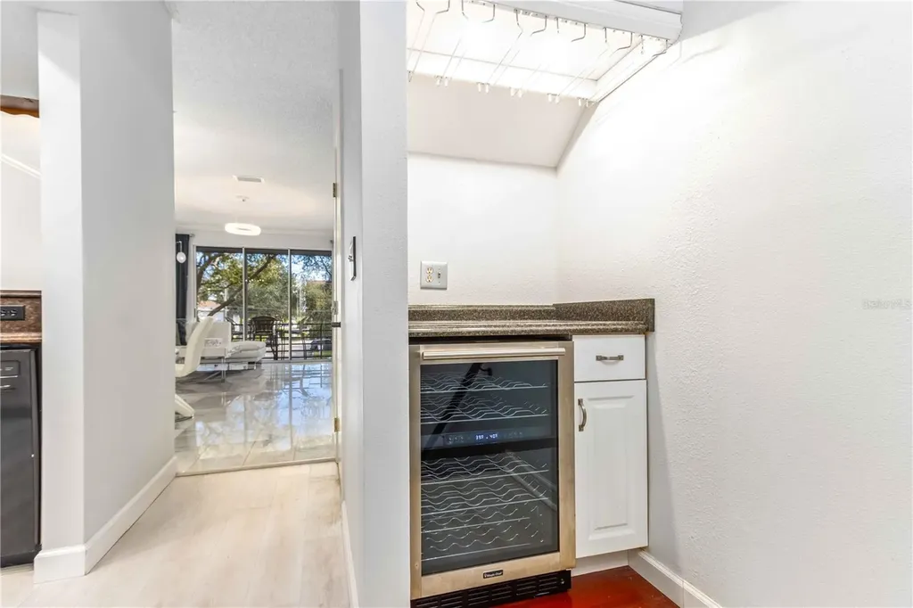 320 Island Way Clearwater Beach FL 33767