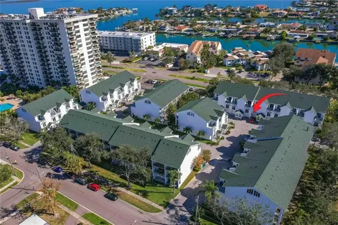 320 Island Way Clearwater Beach FL 33767