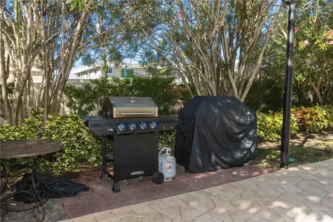 320 Island Way Clearwater Beach FL 33767