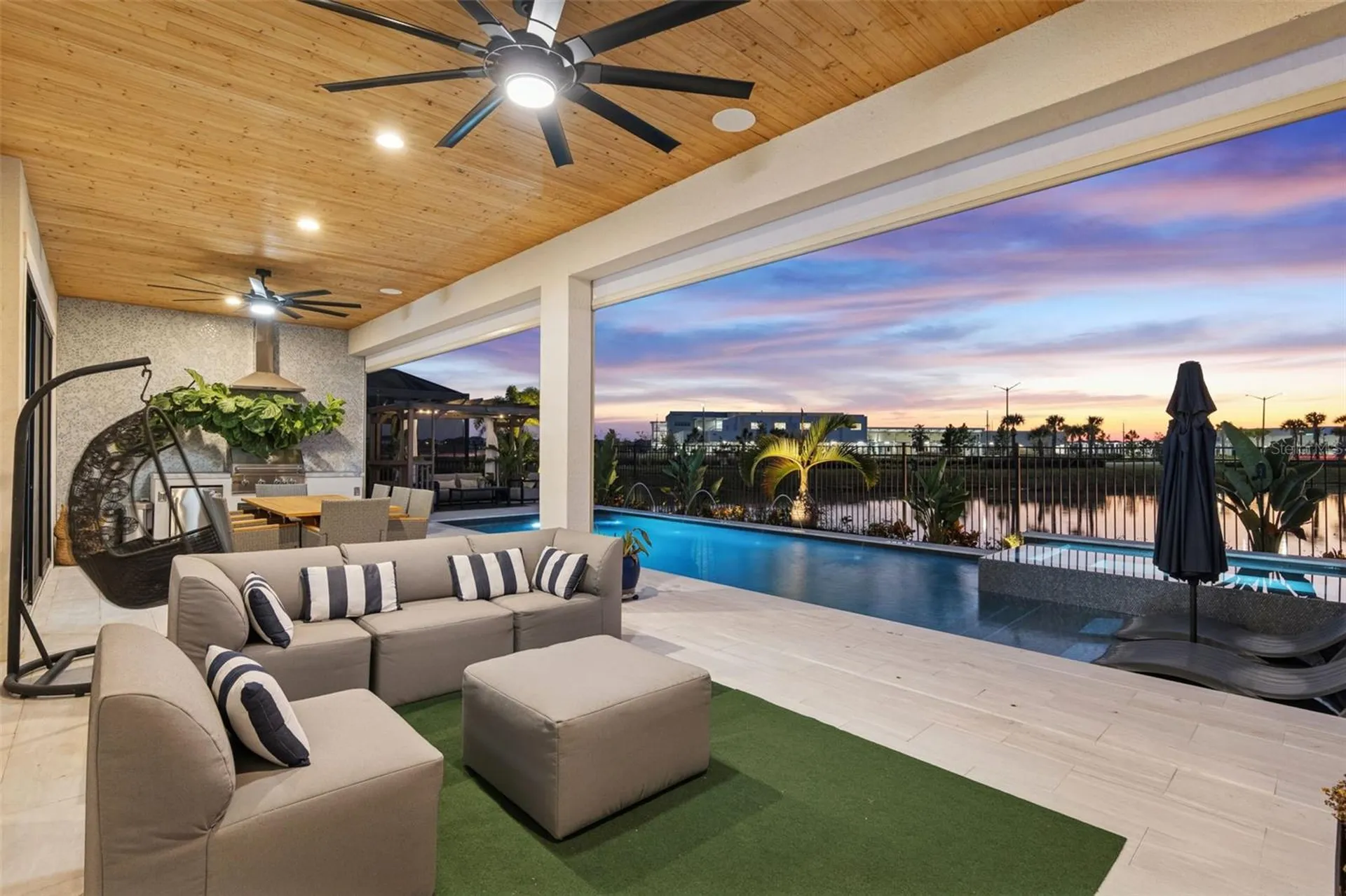 9652 English Laurel Court Orlando FL 32827