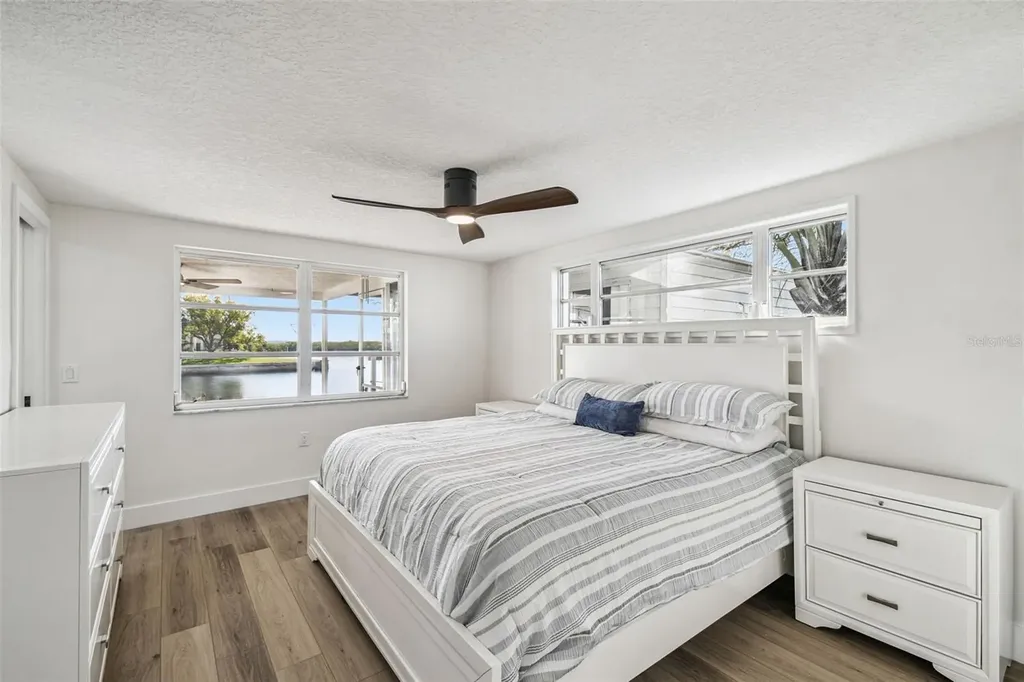 12605 4th Isle Hudson FL 34667