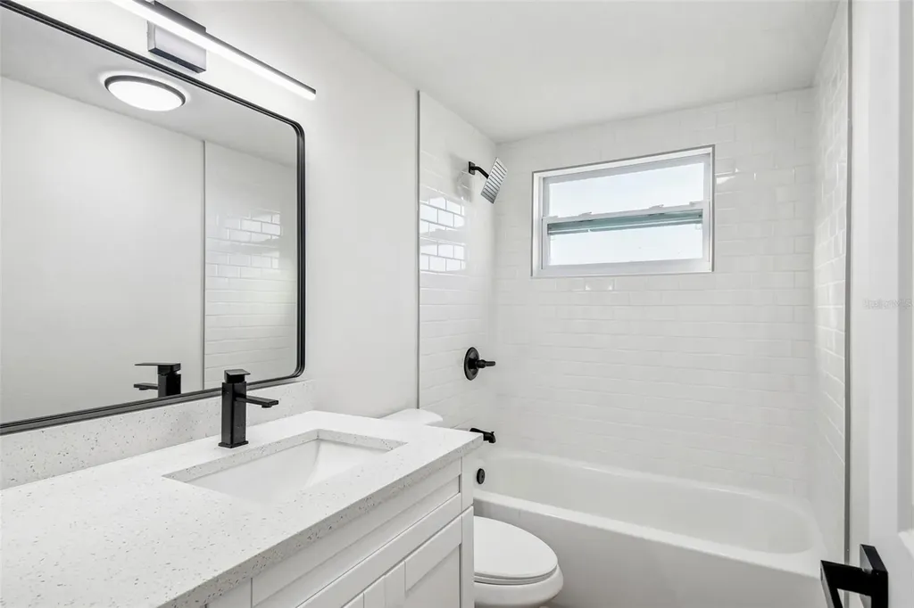 12605 4th Isle Hudson FL 34667