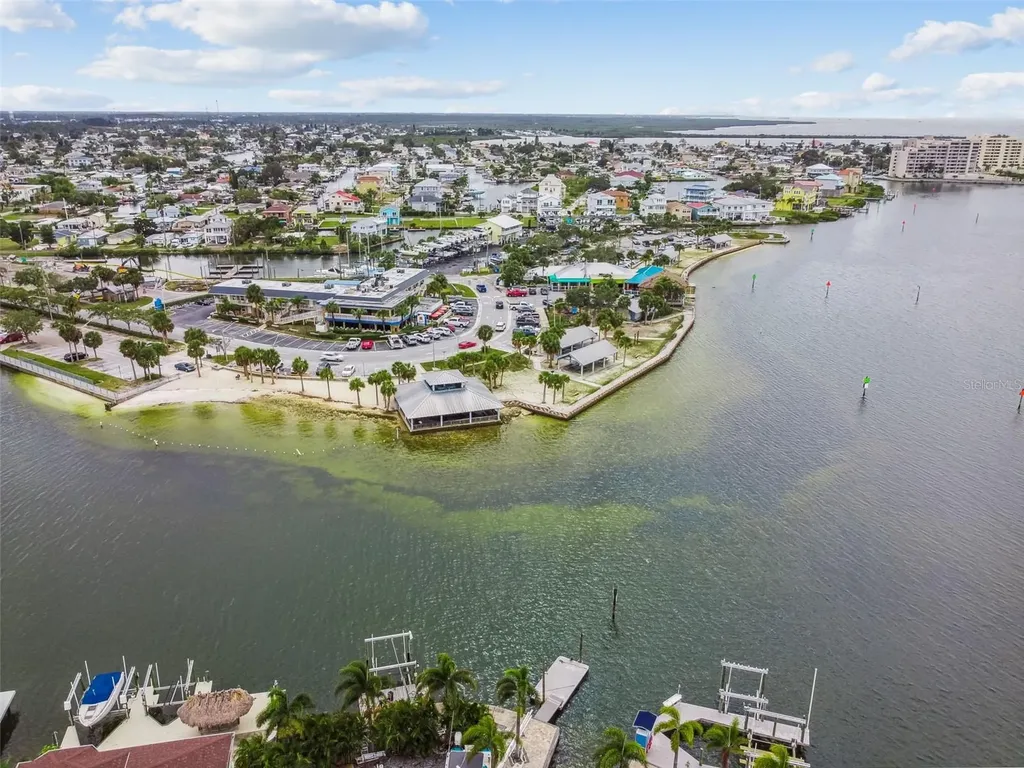 12605 4th Isle Hudson FL 34667