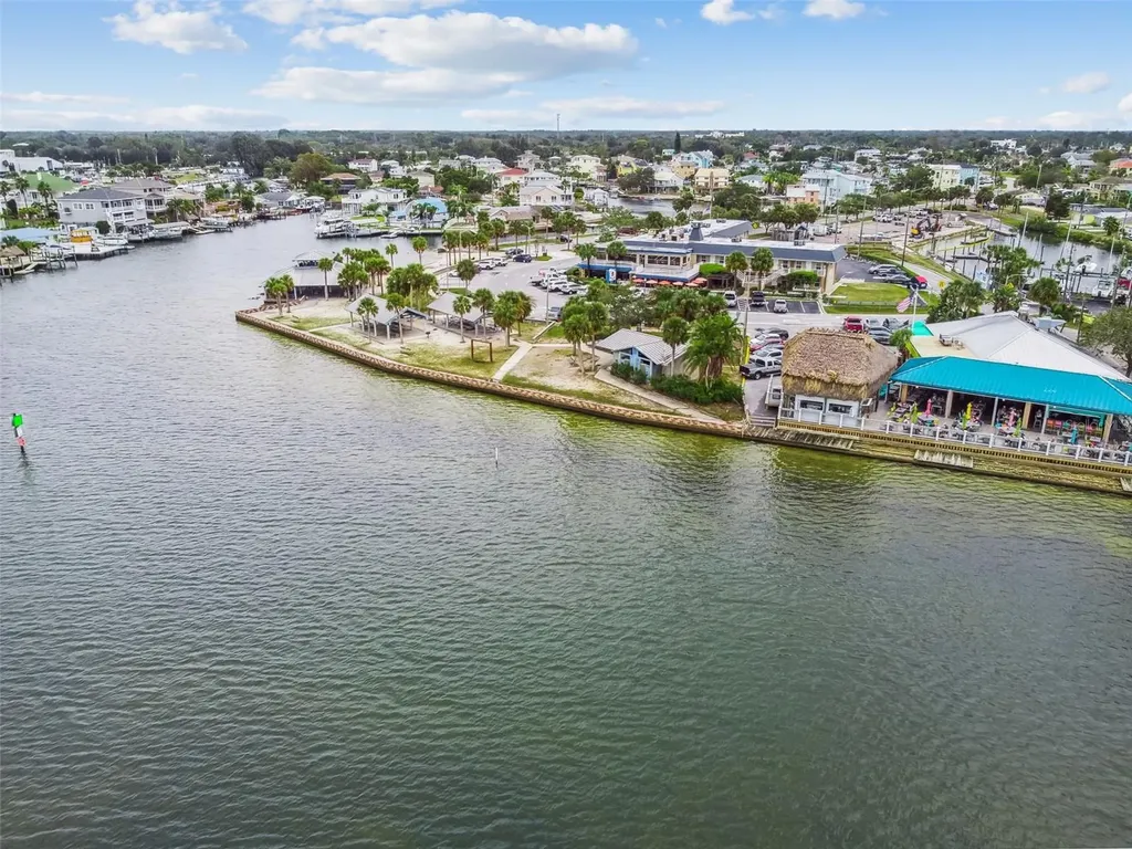 12605 4th Isle Hudson FL 34667