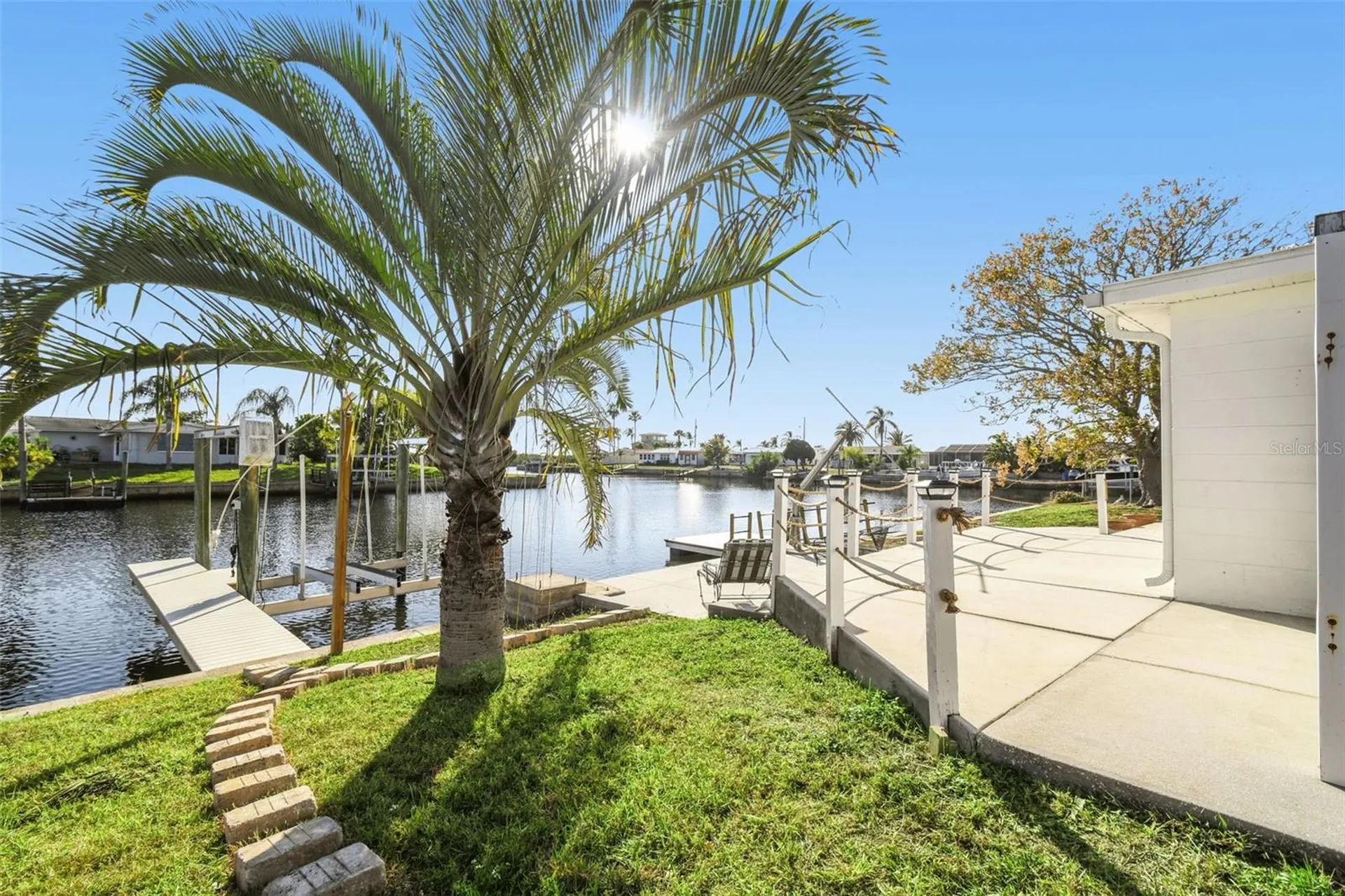 12605 4th Isle Hudson FL 34667