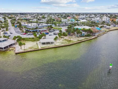 12605 4th Isle Hudson FL 34667