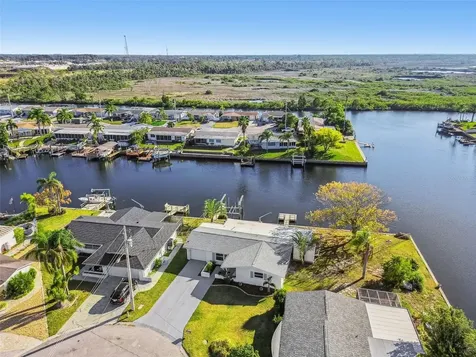 12605 4th Isle Hudson FL 34667