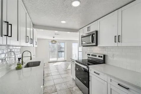 12605 4th Isle Hudson FL 34667