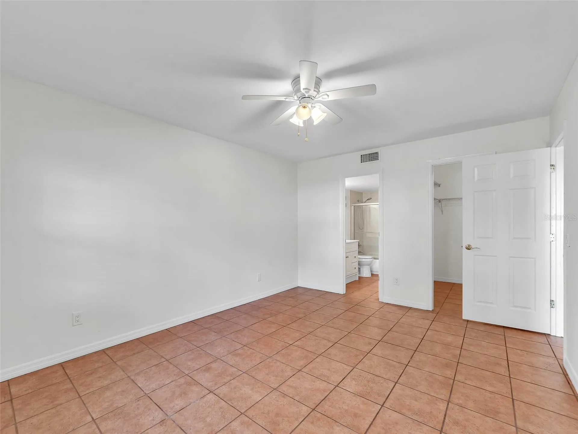 4507 S Oak Drive Tampa FL 33611