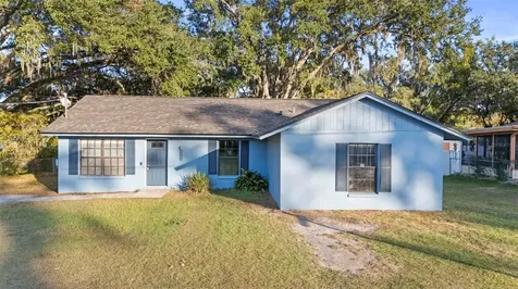1110 N Shannon Avenue Plant City FL 33563