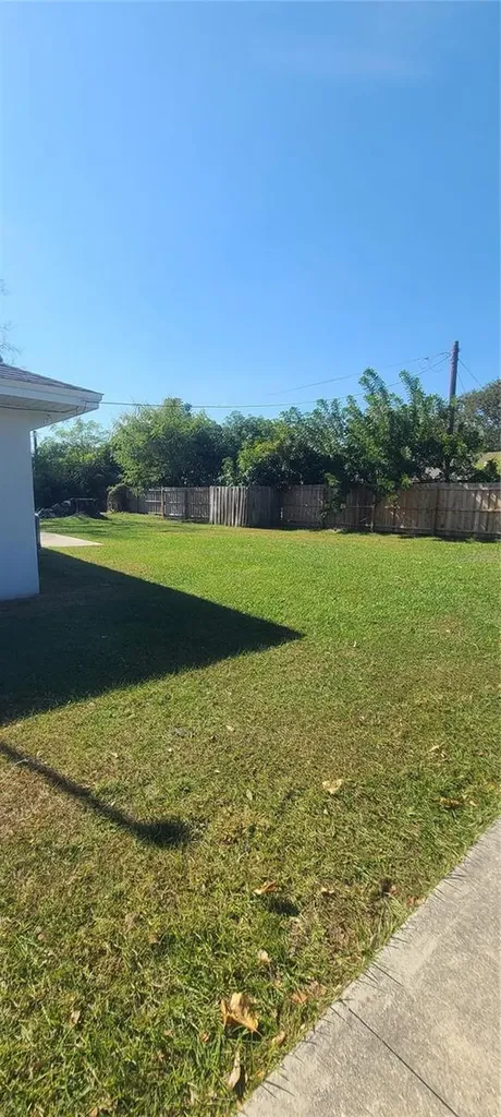 401 Robert Avenue Winter Haven FL 33880