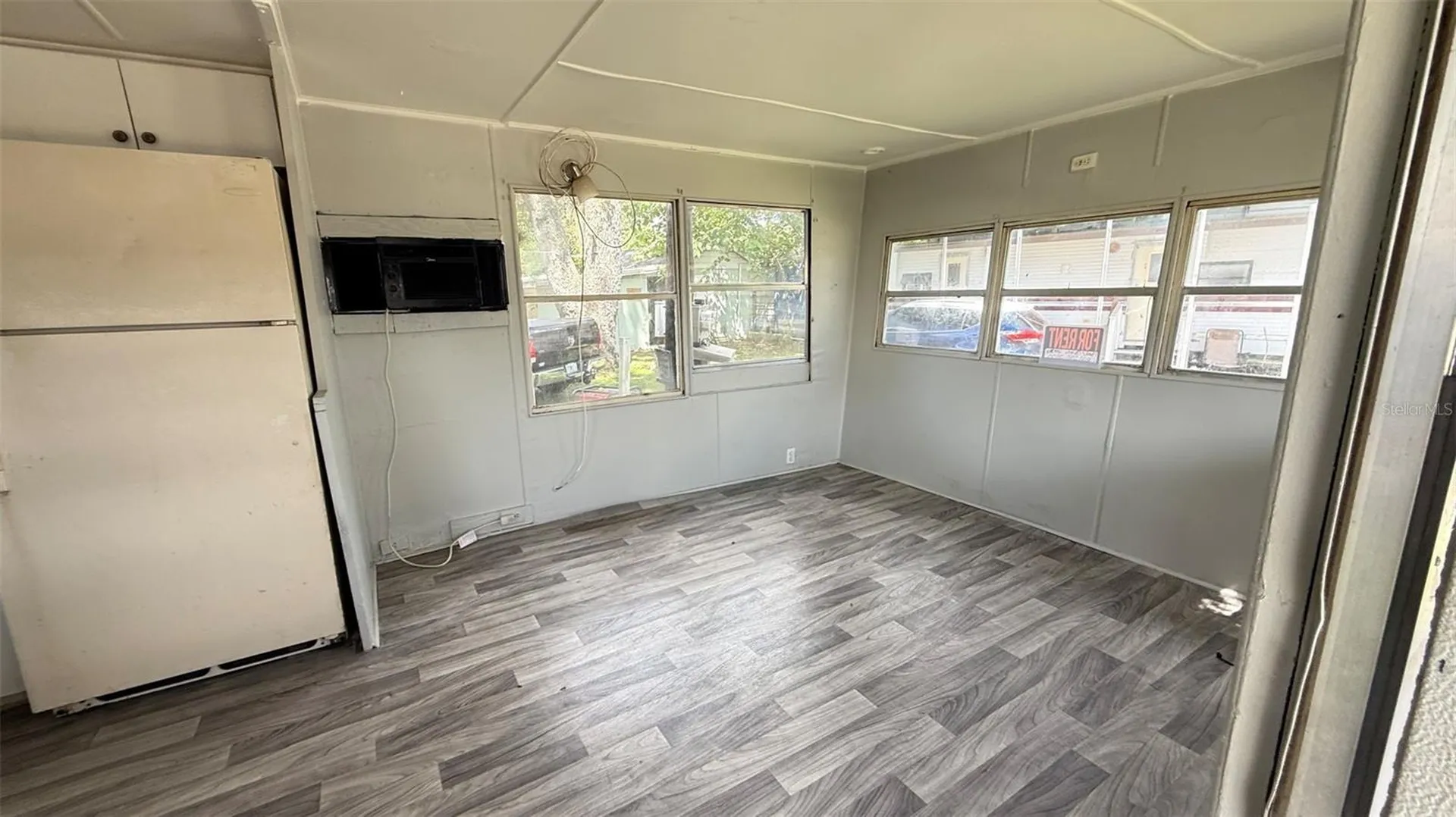 4233 Gall Boulevard Zephyrhills FL 33542
