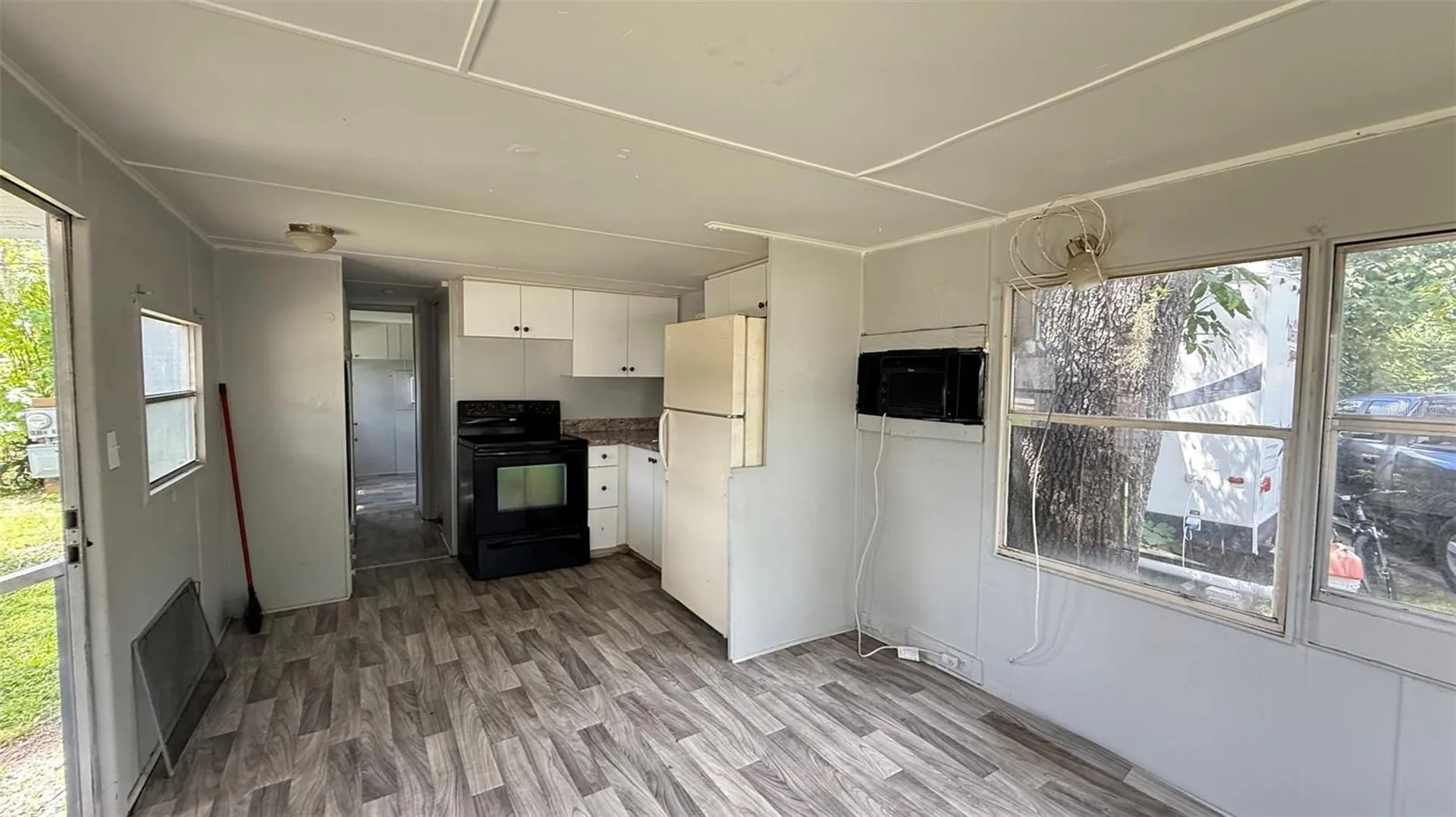 4233 Gall Boulevard Zephyrhills FL 33542