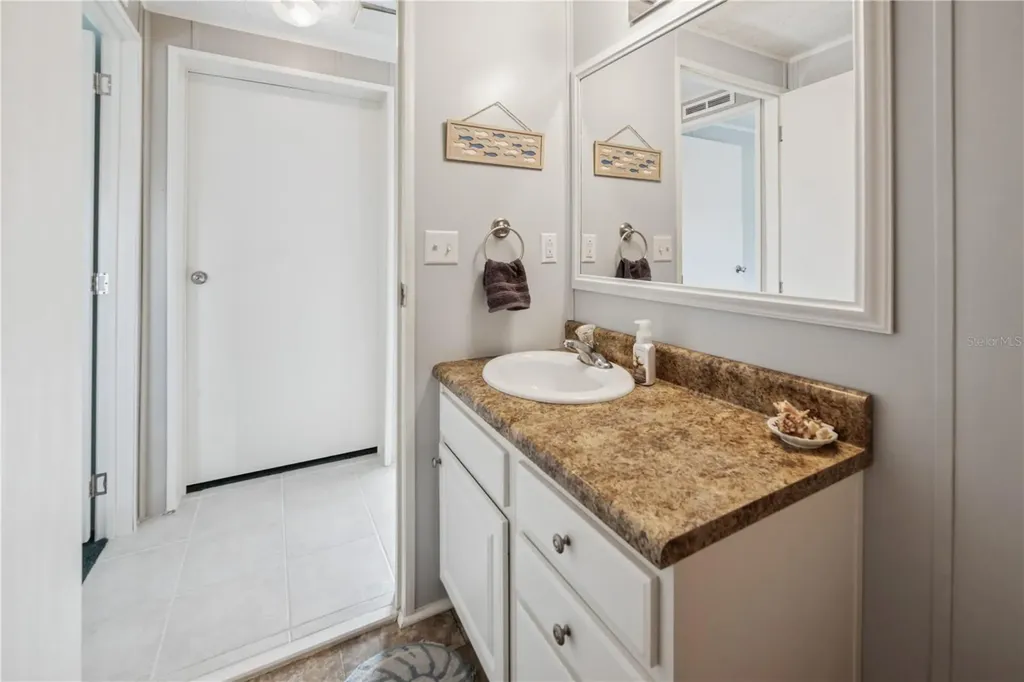 18708 County Road 250 Live Oak FL 32060