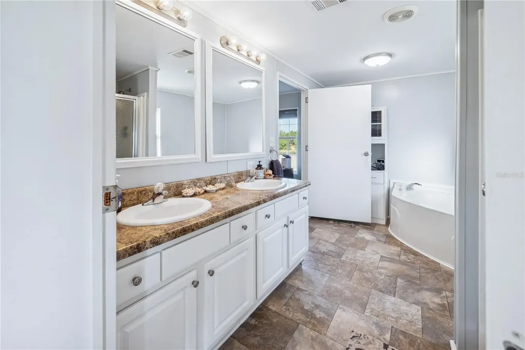 18708 County Road 250 Live Oak FL 32060