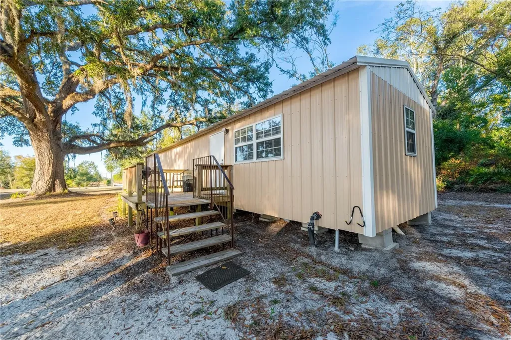 18708 County Road 250 Live Oak FL 32060