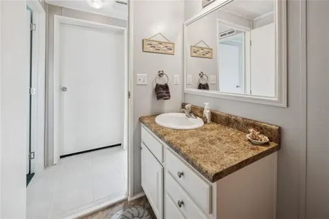 18708 County Road 250 Live Oak FL 32060