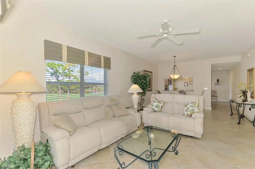 9610 Club South Sarasota FL 34238
