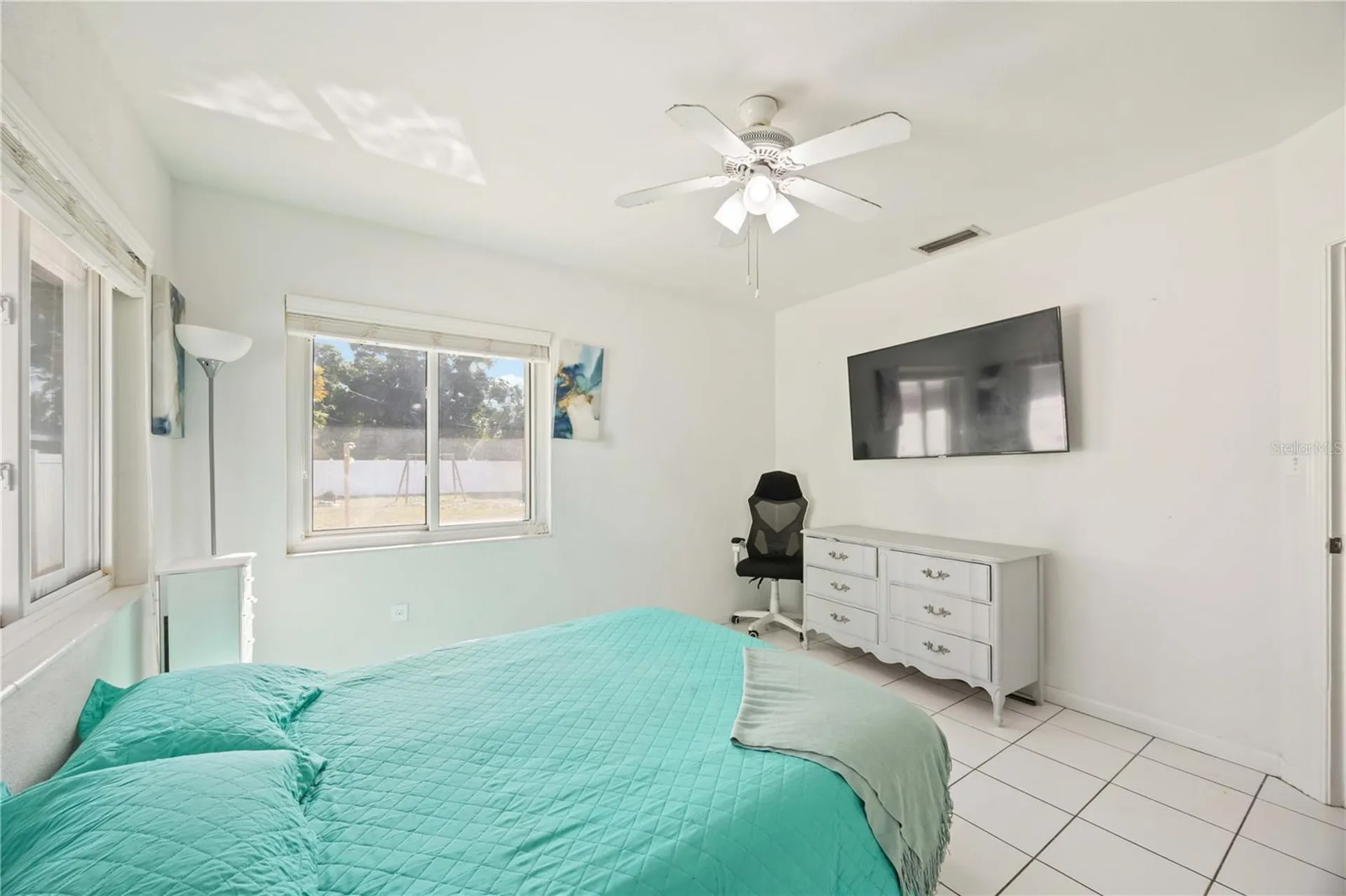 2811 17th Avenue W Bradenton FL 34205