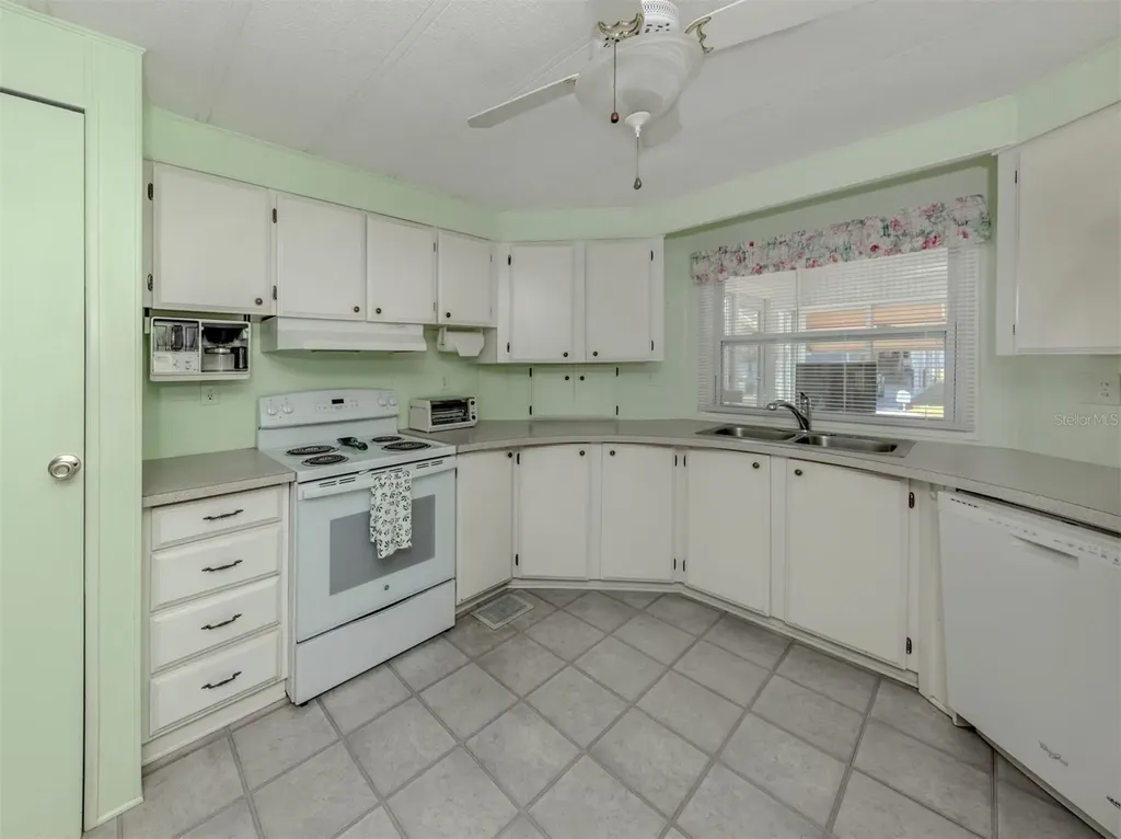 710 Fairmount Drive North Port FL 34287