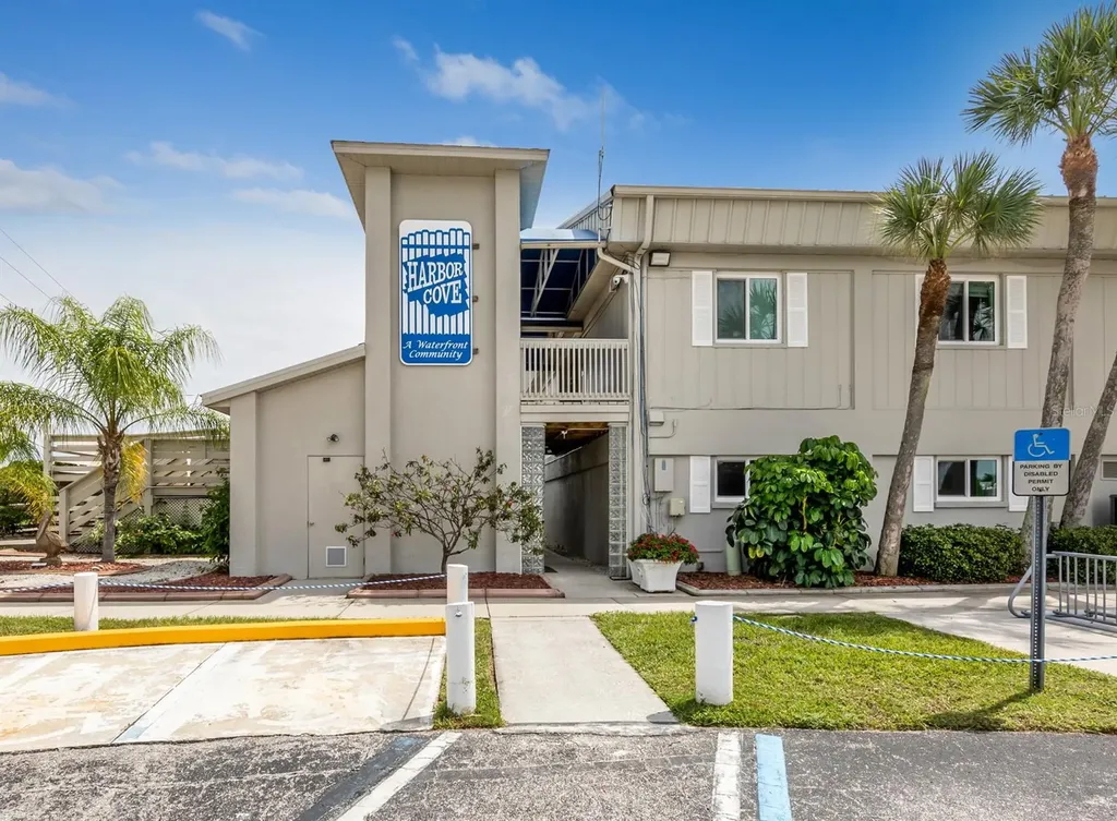 710 Fairmount Drive North Port FL 34287