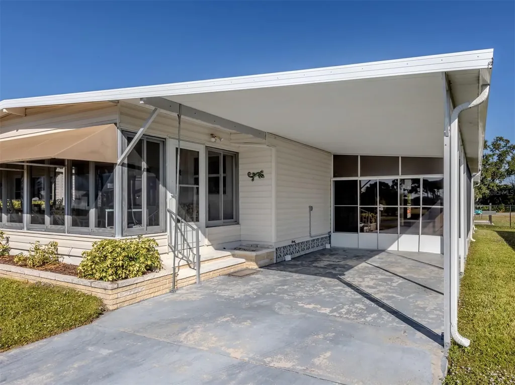 710 Fairmount Drive North Port FL 34287