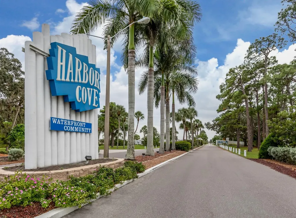 710 Fairmount Drive North Port FL 34287
