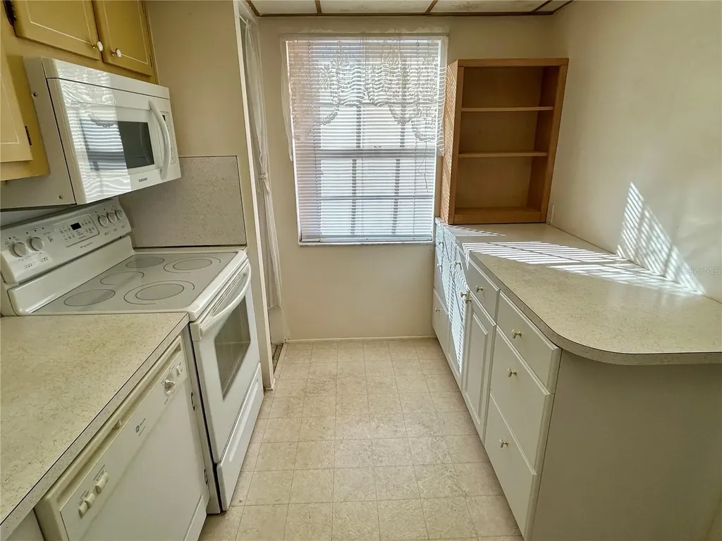 6960 20th Avenue N St Petersburg FL 33710