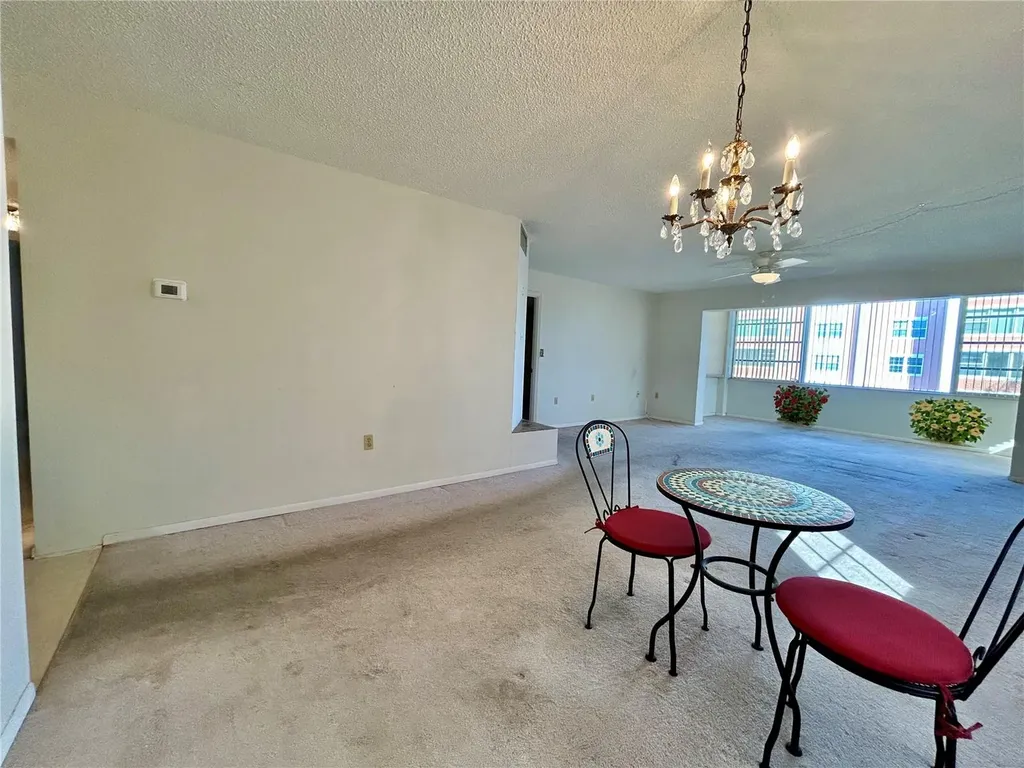 6960 20th Avenue N St Petersburg FL 33710