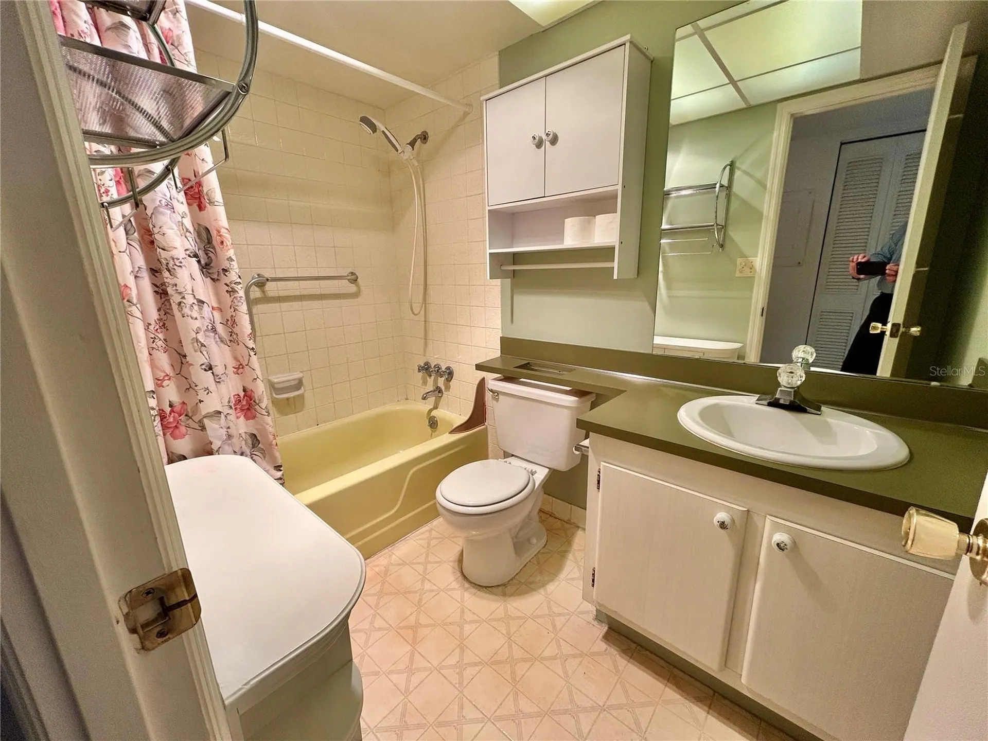 6960 20th Avenue N St Petersburg FL 33710