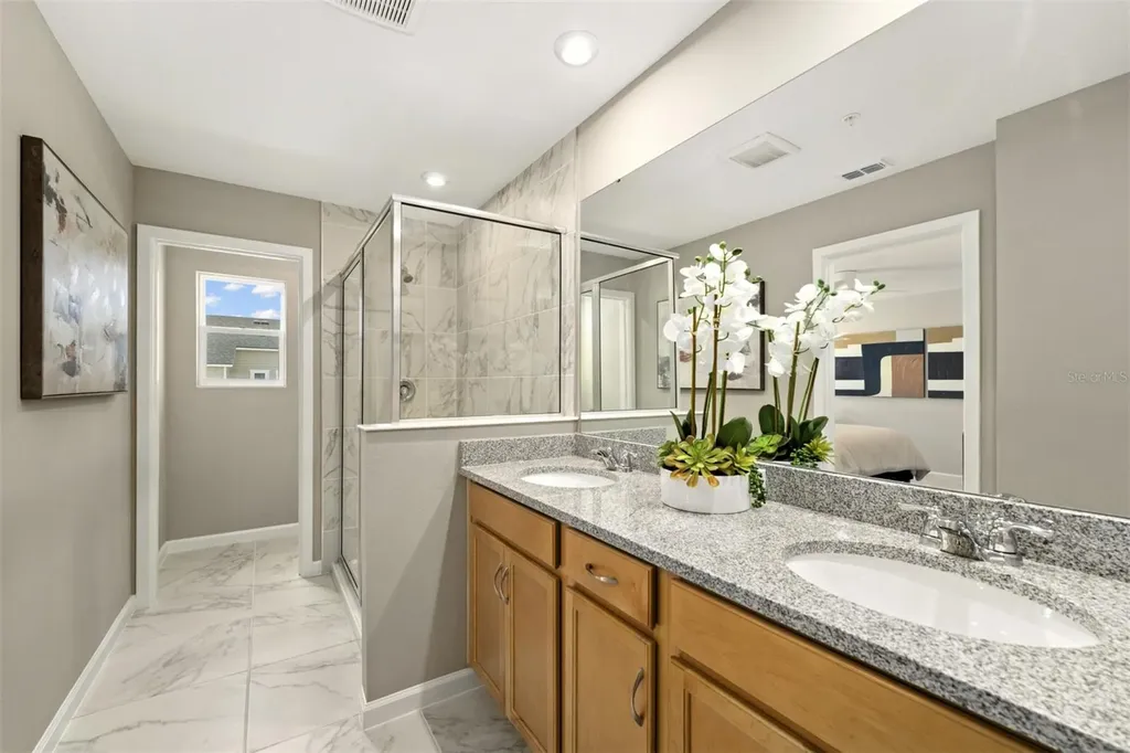 9972 Red Canoe Alley Orlando FL 32832