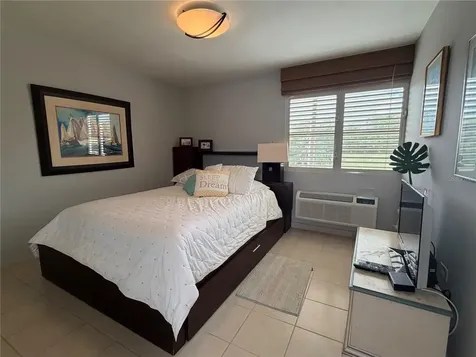 Apt B-205 Cond. Harbour Points Humacao PR 00791