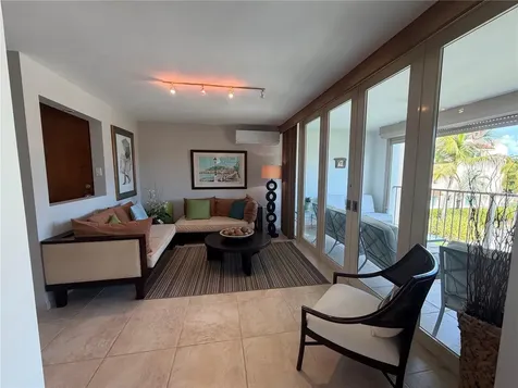 Apt B-205 Cond. Harbour Points Humacao PR 00791