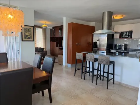 Apt B-205 Cond. Harbour Points Humacao PR 00791
