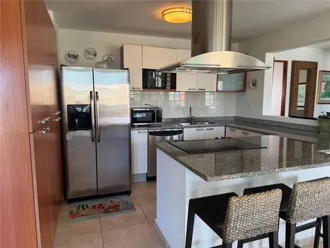 Apt B-205 Cond. Harbour Points Humacao PR 00791